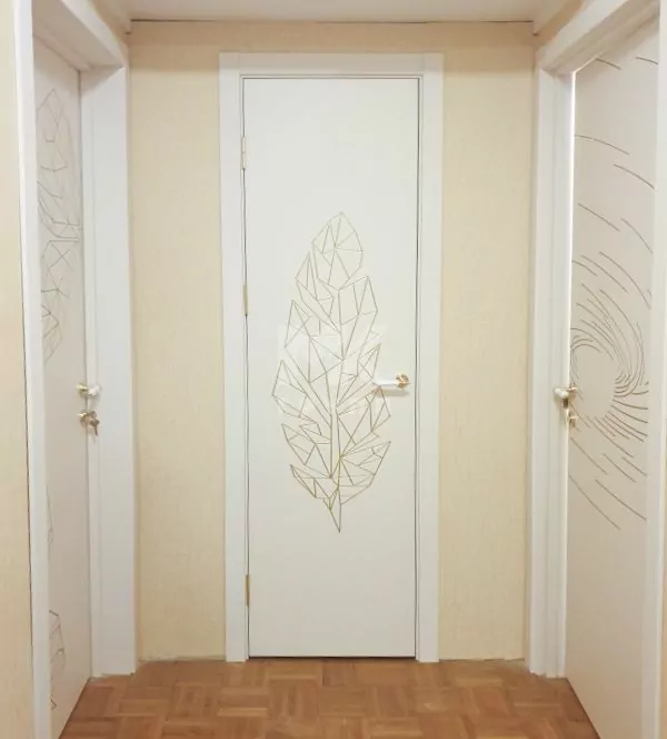 Лорд L-Ori 3. Лорд L-Ori 3 софт фарфор. Патина с левой стороны полотна.