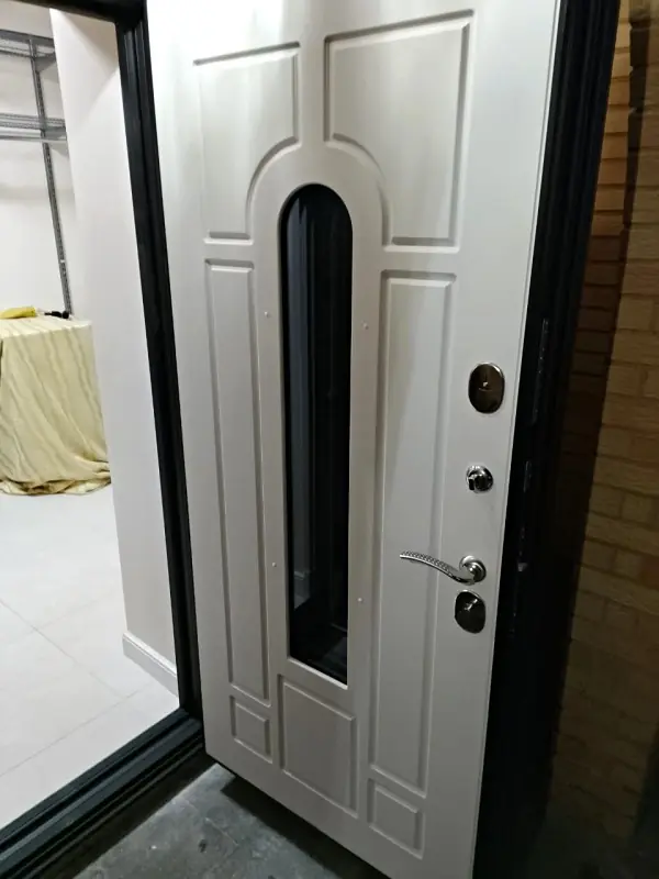 Стальной стандарт: МКМ Броня Лацио Стеклопакет-Ковка Термо